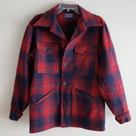 PENDLETON VINTAGE PLAID WOOL OVERSHIRT / JACKET NAVY BLUE & RED SZ SMALL - Picture 1 of 8